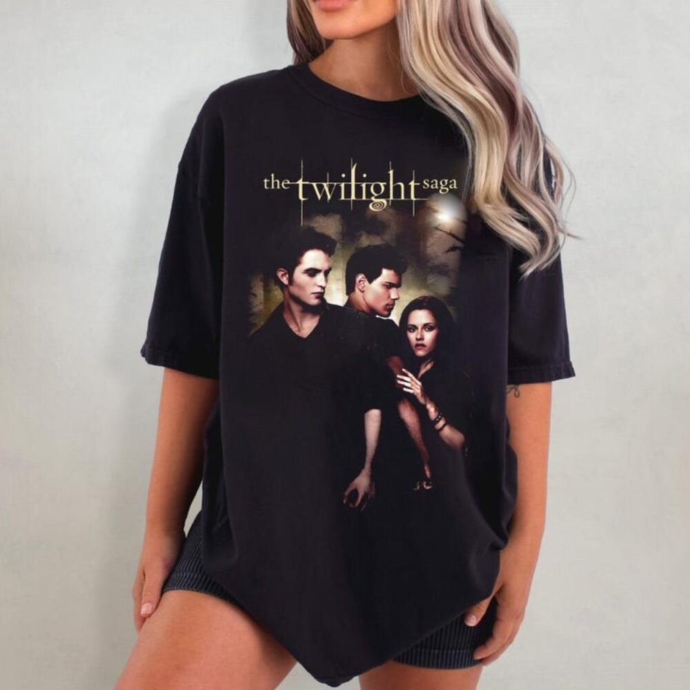 Retro Twilight T-Shirt, The Twilight Saga Shirt, Movie Tee, 2000s Movie Shirt